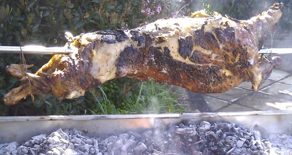 This image shows the result of not using a black brace and not balancing your meat. The uneven load caused a problem that stopped the lamb turning and then caught on fire. 