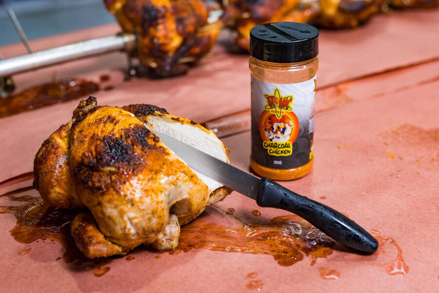 This_image_shows_spices_for_bbq_rubs_and_sauces