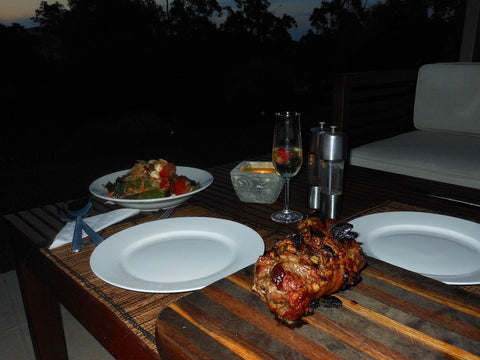 This_image_shows_roast_being_served