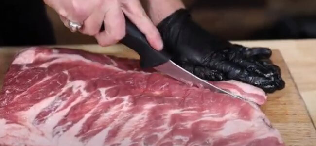 This photo shows how to cut Pork Ribs
