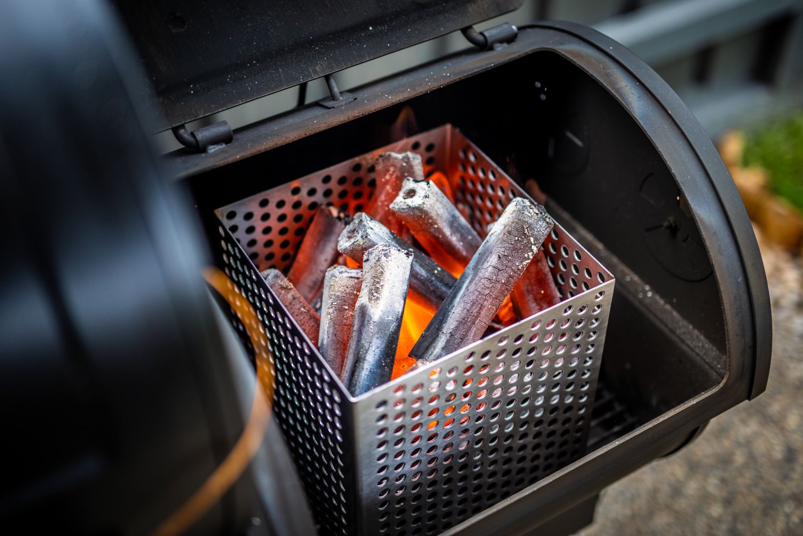 This_image_shows_hotrods_used_on_Flaming_Coals_Offset_Smoker