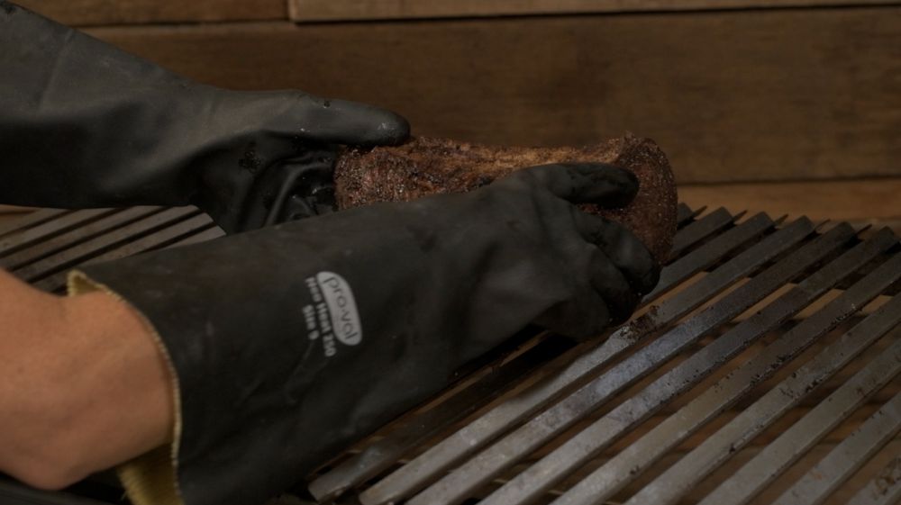 This_image_shows_rump_cap_being_flipped_using_hear_proof_gloves 