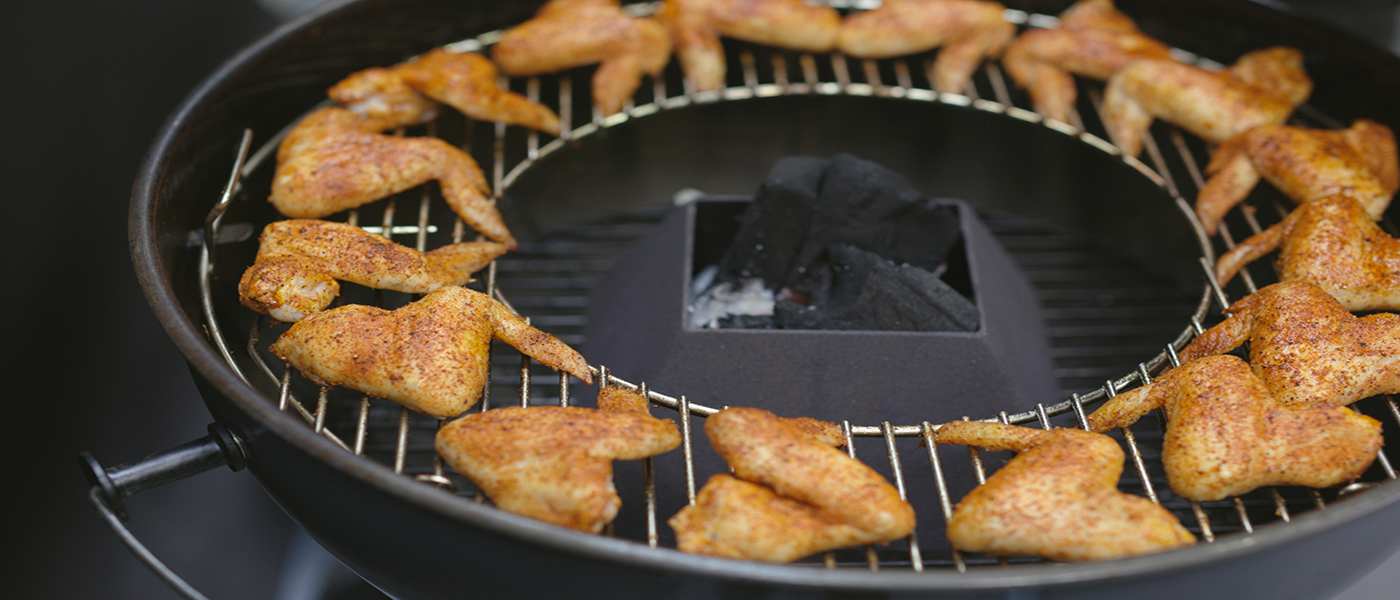 This image shows the chicken wings on removable kettle placed on SNS Kettle 