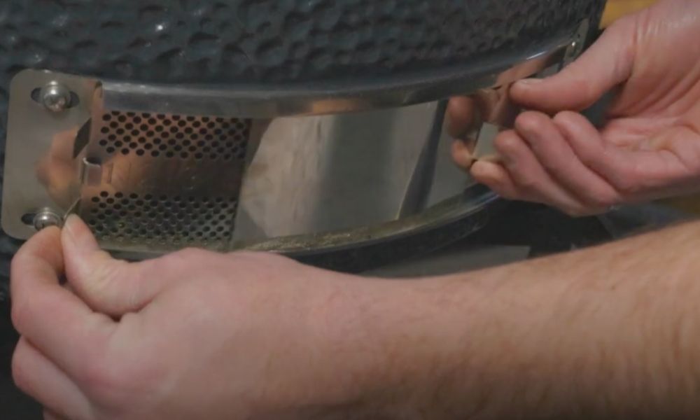 This image shows SNS Kamado bottom vent