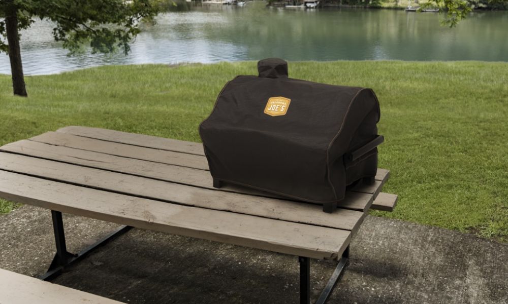 Rambler Table Top Charcoal Grill Cover | Oklahoma Joe