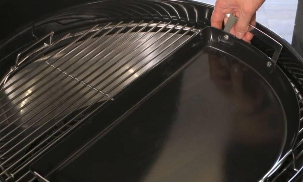 Slow N Sear Original charcoal basket and porcelain coated Drip N Roast Pan