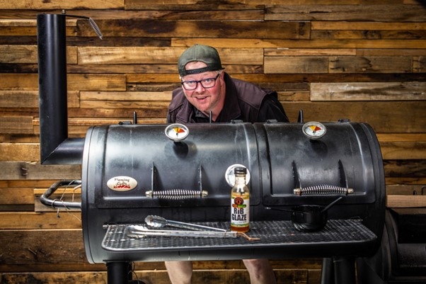 This_image_shows_Russ_cooking_Christmas_Turkey_on_offset_smoker