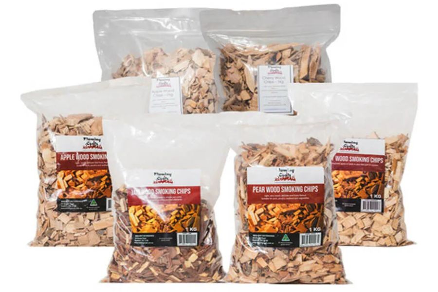 Smoking wood Chips with different flavours