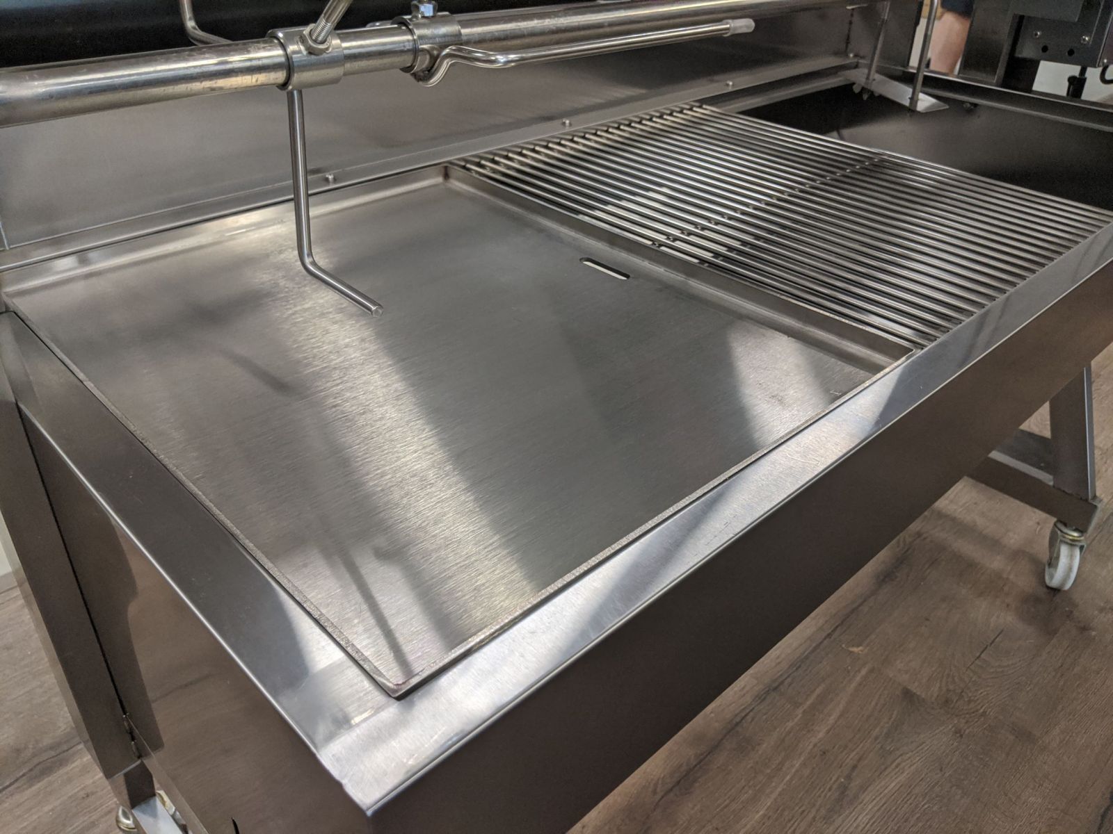 This picture shows the Stainless_Steel_BBQ_Hotplate used in a spit roaster