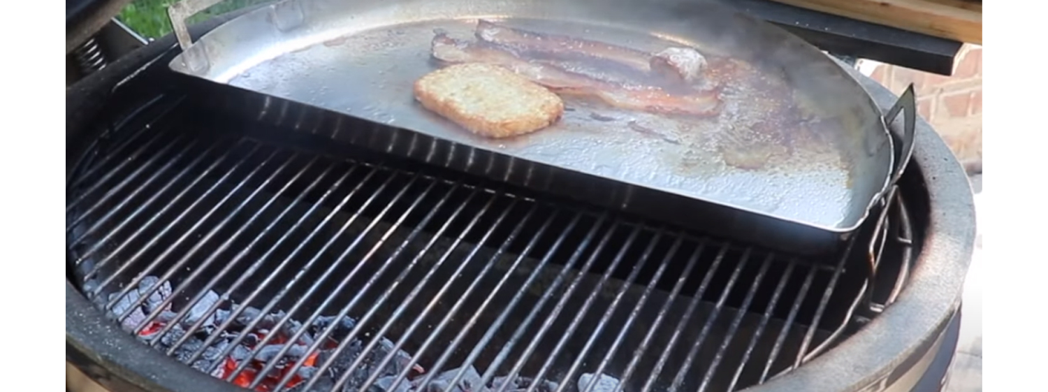 This image shows bacons cooked on kamado grill