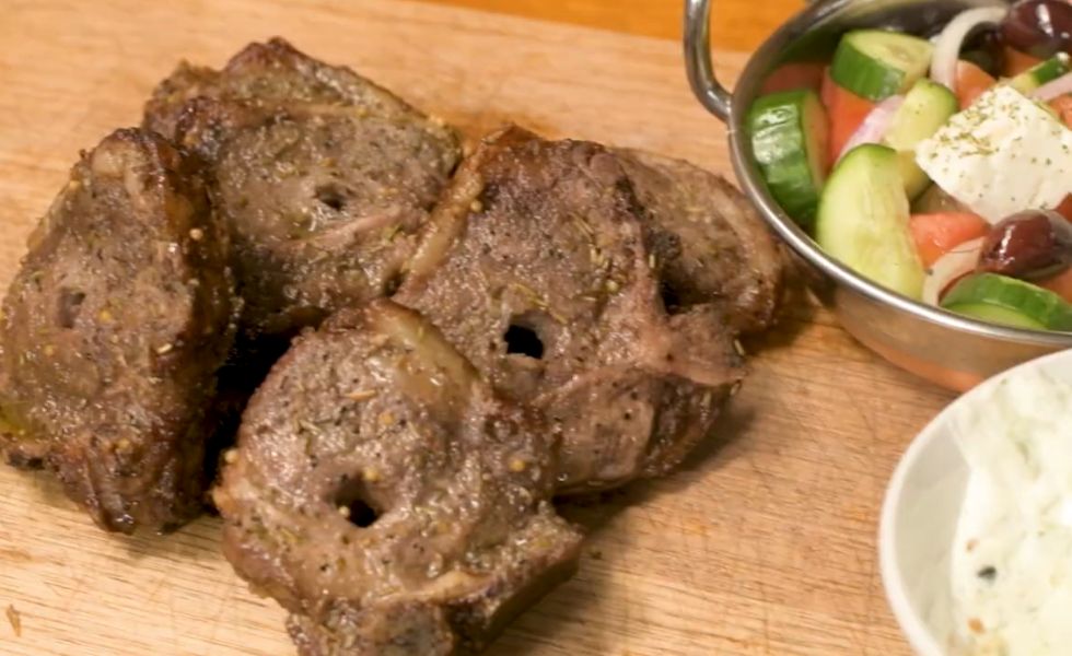 This_image_shows_Delicious_Kontosouvli