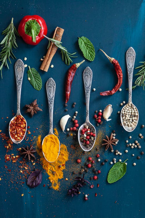 This_image_shows_spices_for_bbq_rubs_and_sauces