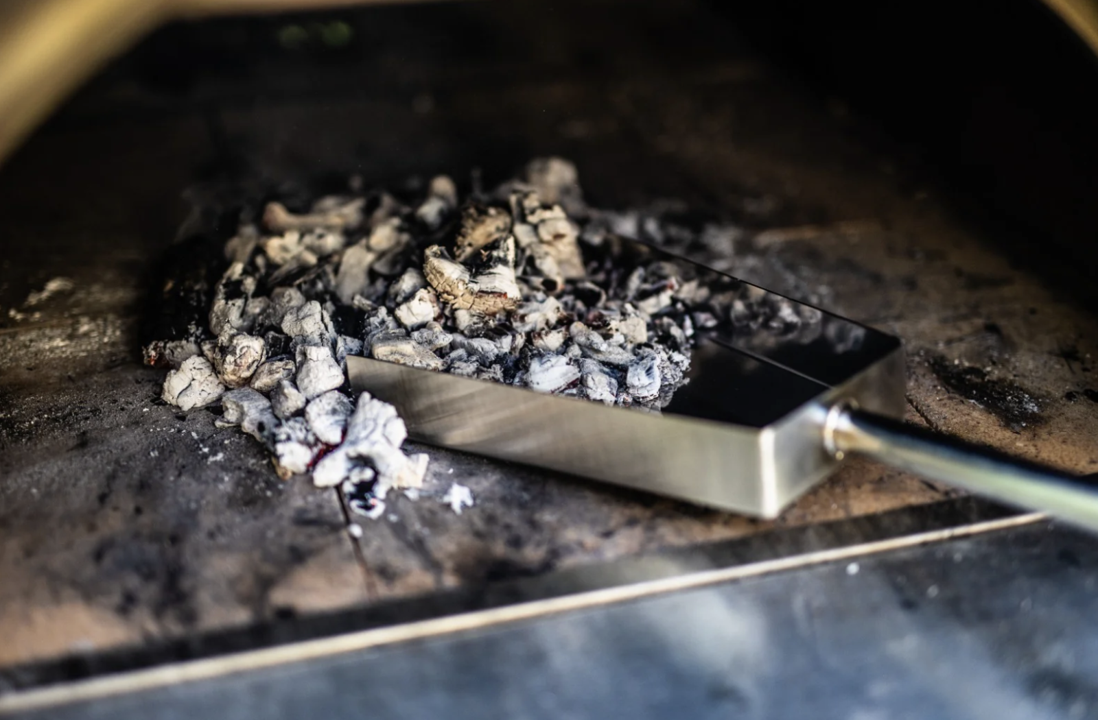 Flaming Coals Stainless Steel Ash Shovel for Pizza Ovens & Fireplaces