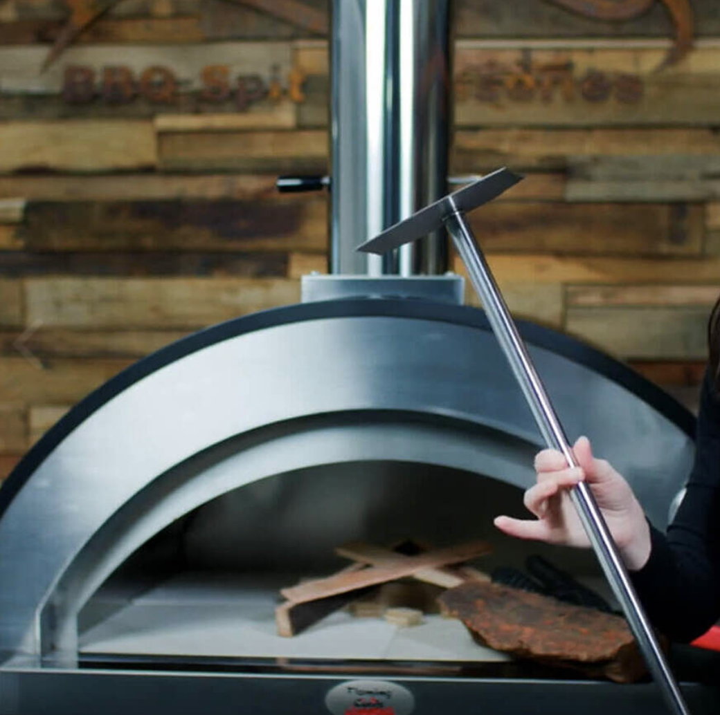 Closer look at the Stainless Steel Ash Scraper