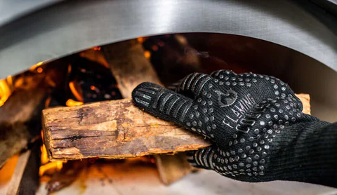 This image shows kindlings fired on pizza oven