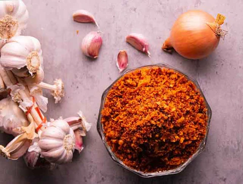 This_image_shows_onion_ang_garlic_powder