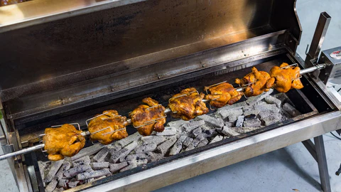 This image shows chickens cooked on SPG1500