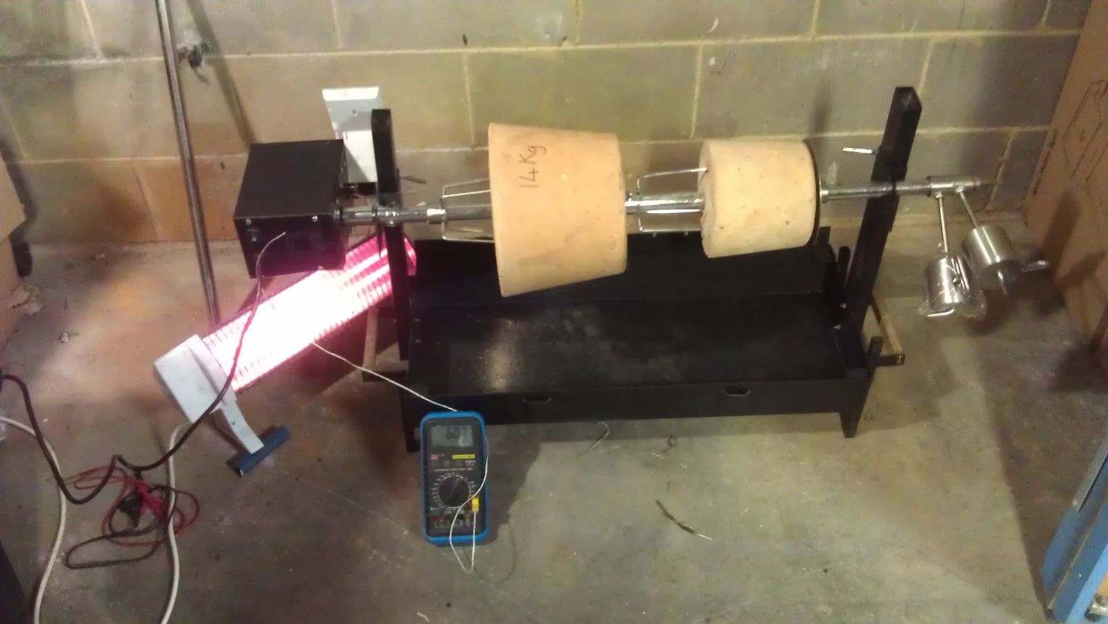 testing the weight of spits in the development phase 